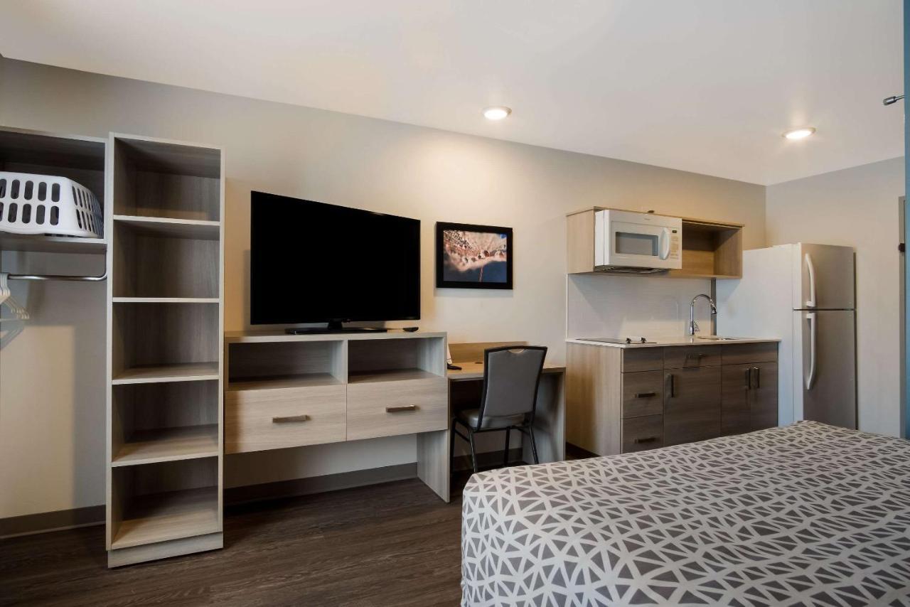 Woodspring Suites Grand Rapids Kentwood Cascade エクステリア 写真