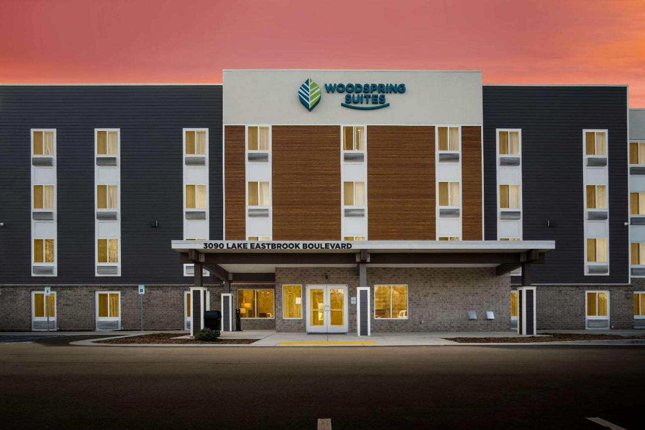 Woodspring Suites Grand Rapids Kentwood Cascade エクステリア 写真
