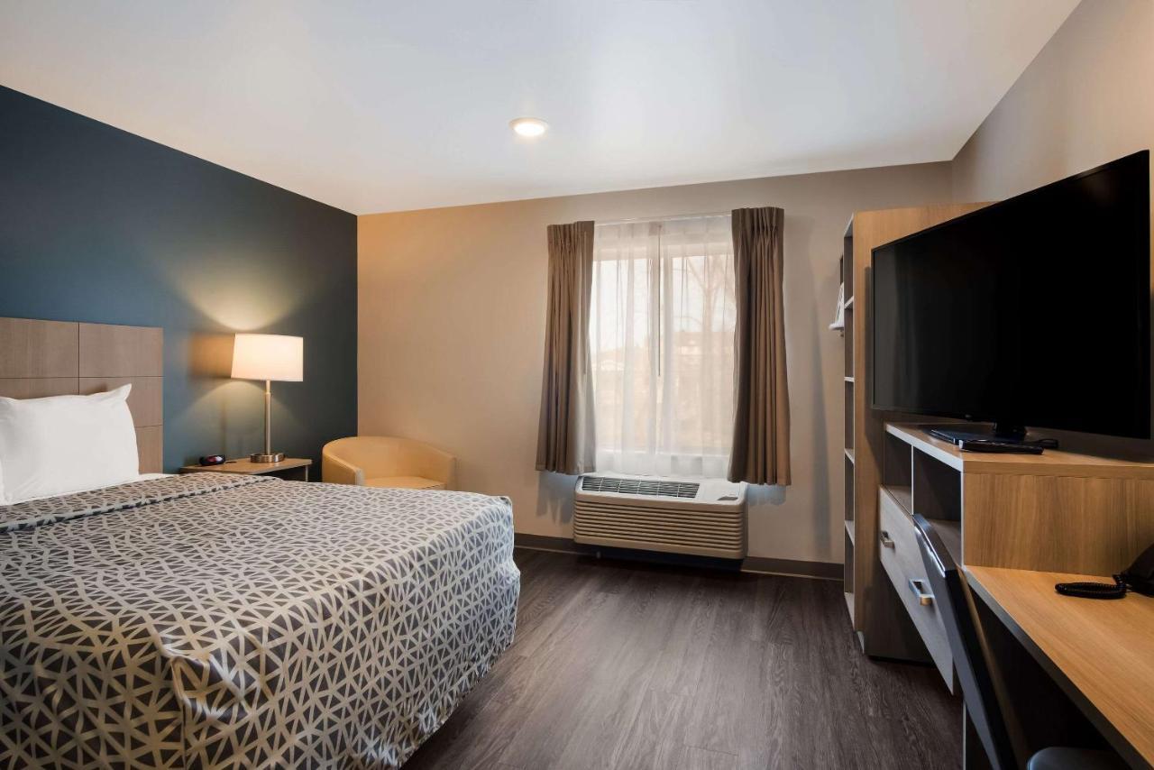 Woodspring Suites Grand Rapids Kentwood Cascade エクステリア 写真